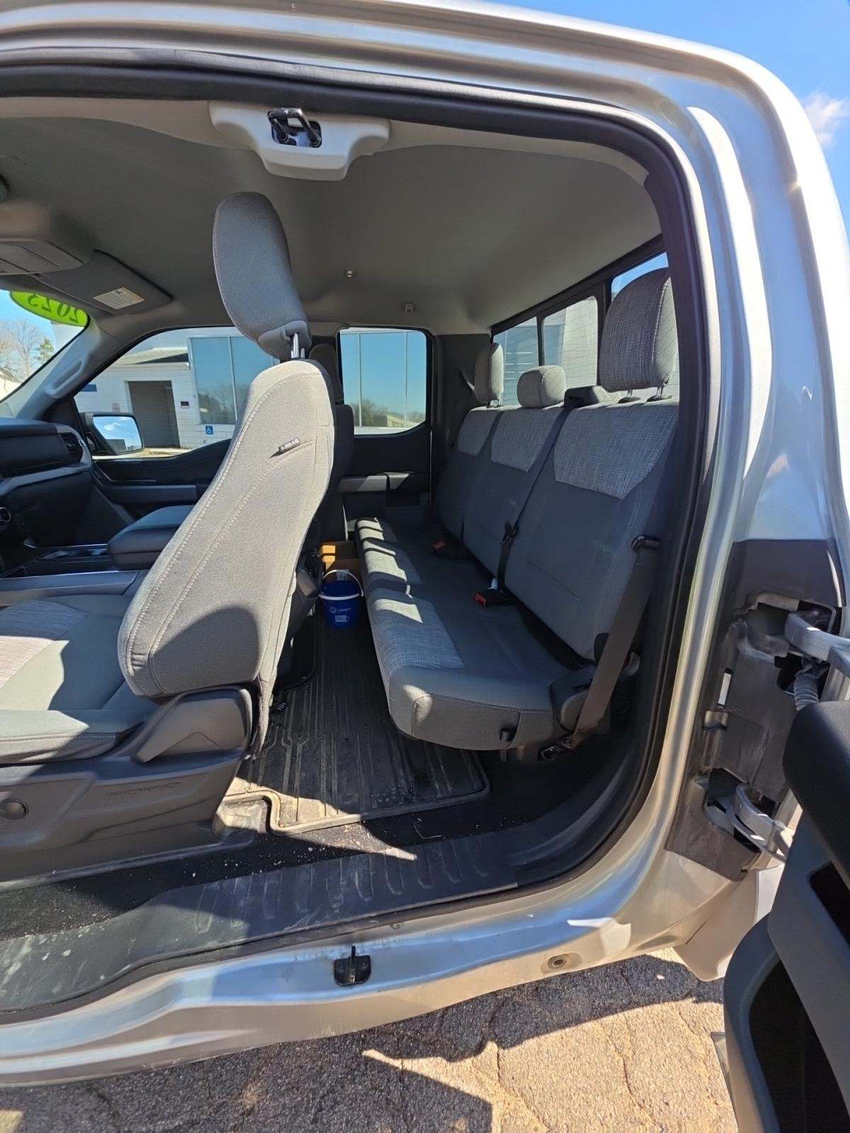 2023 Ford F-150 XLT RWD
