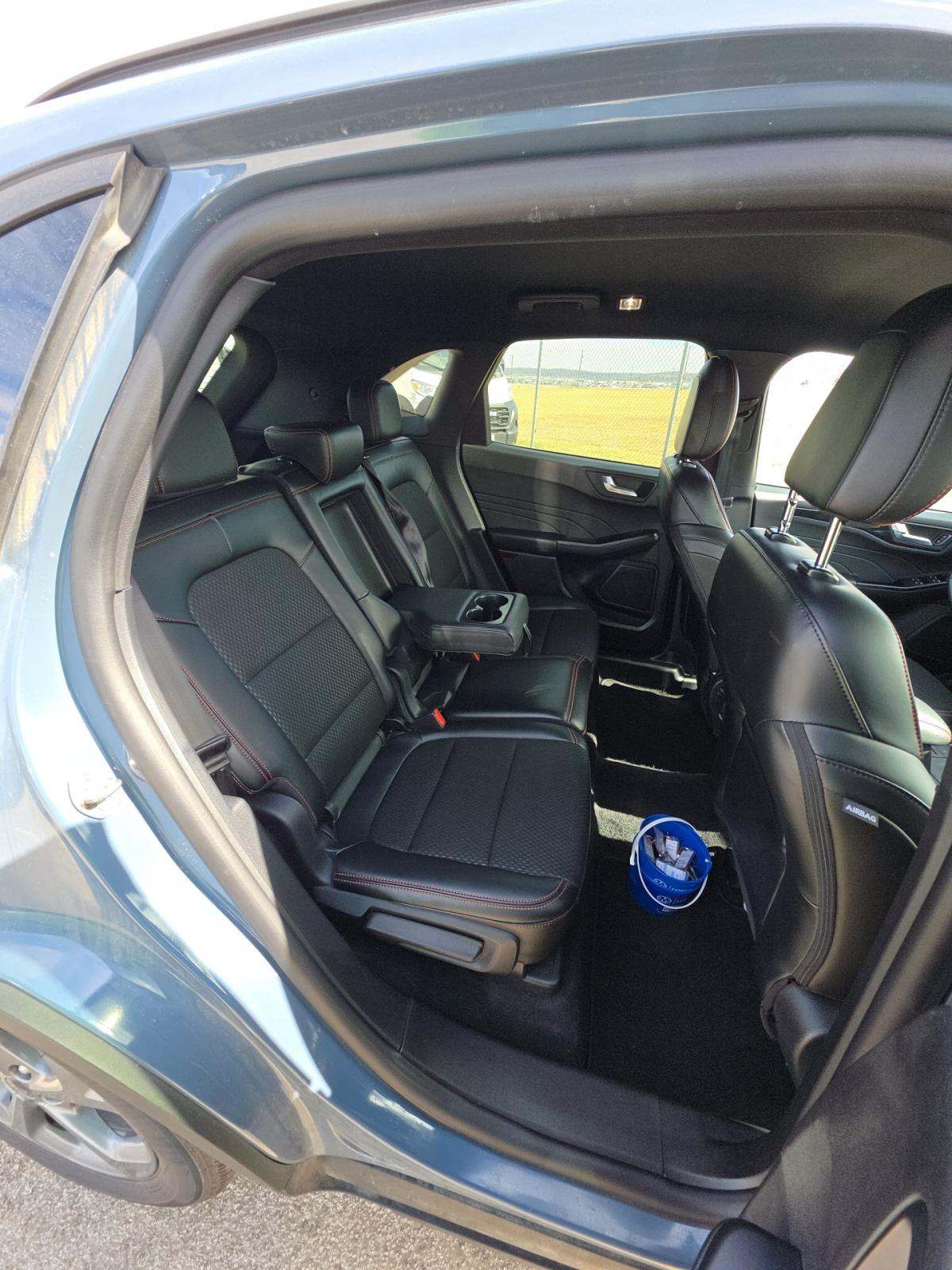 2025 Ford Escape ST-Line FWD