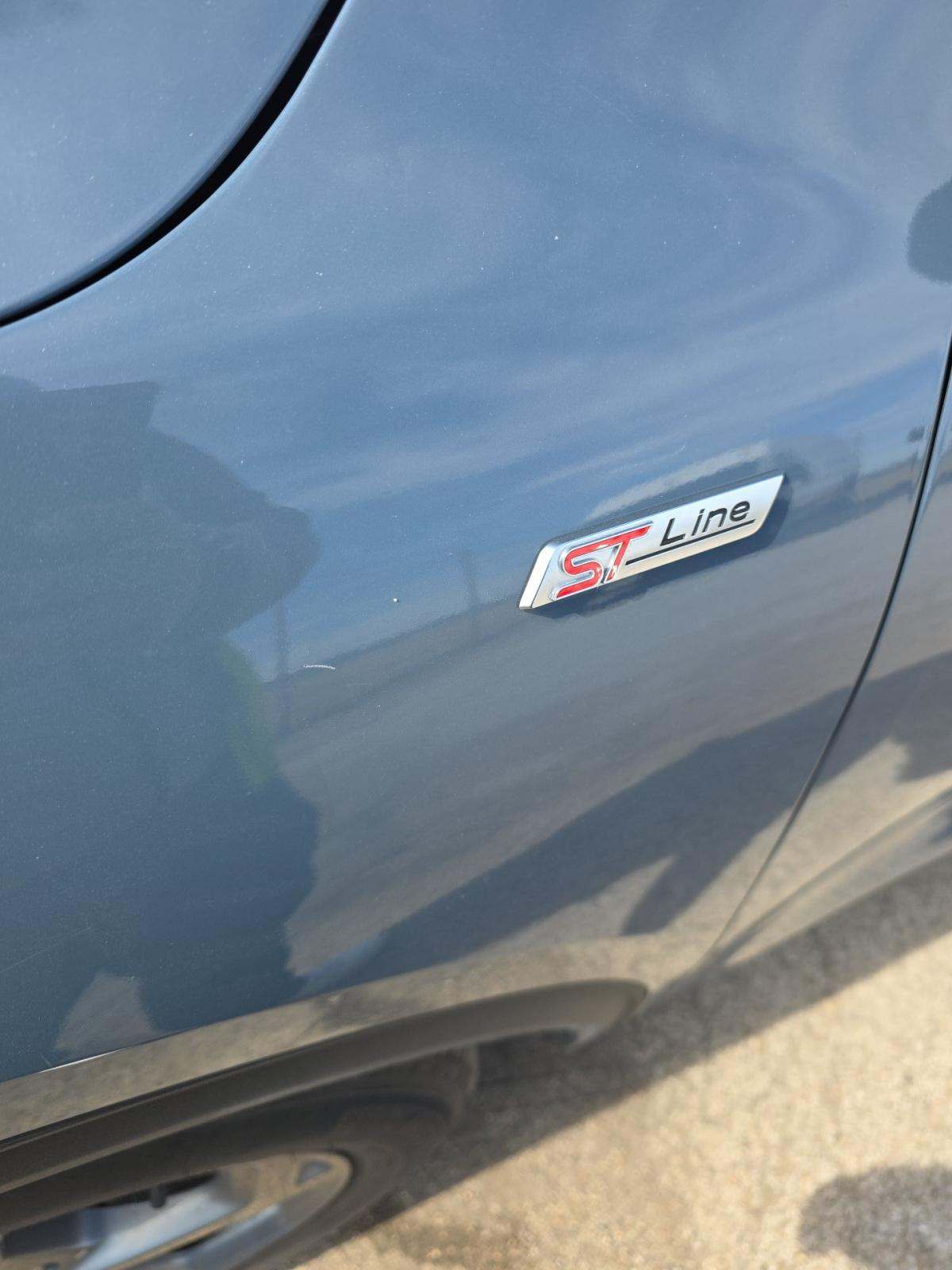 2025 Ford Escape ST-Line FWD