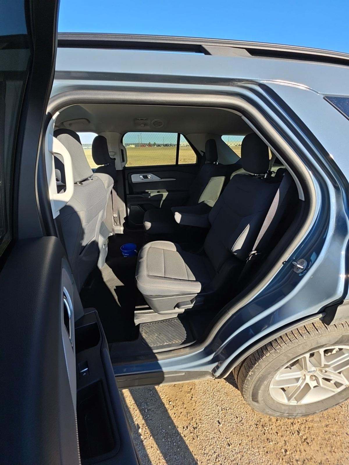 2025 Ford Explorer Active AWD