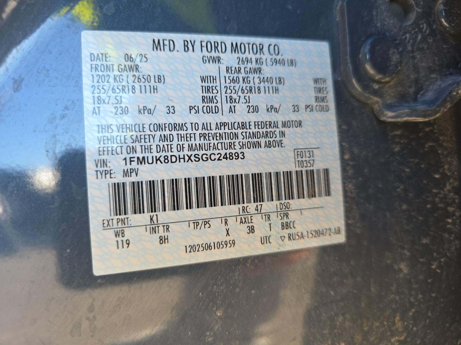 2025 Ford Explorer Active AWD