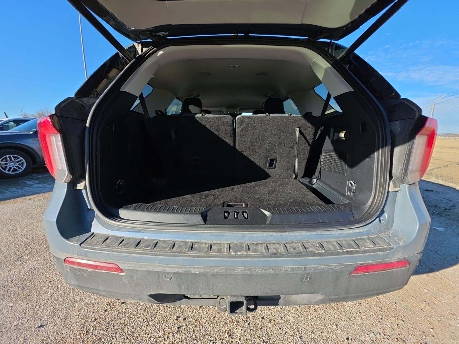 2025 Ford Explorer Active AWD