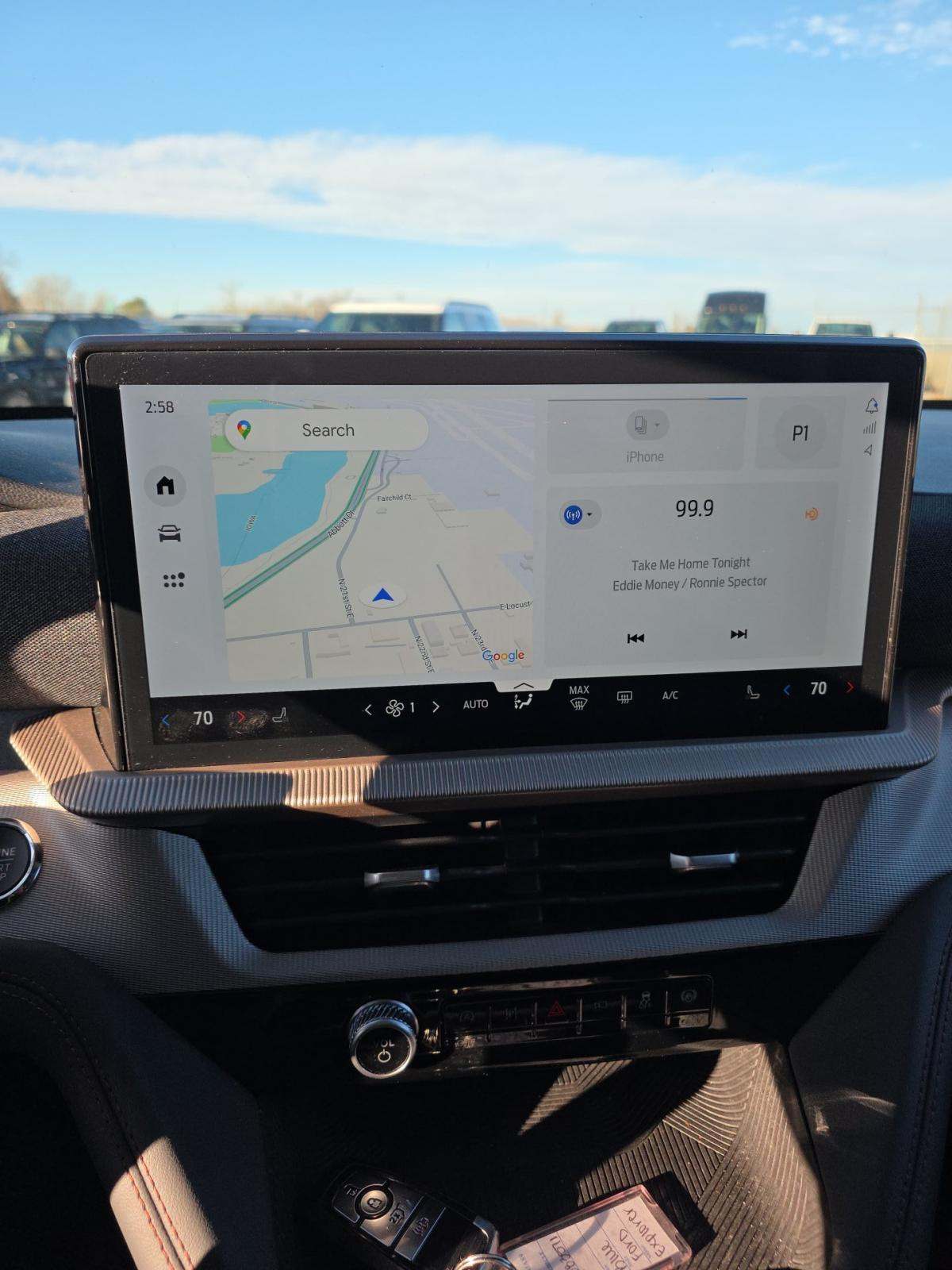 2025 Ford Explorer Active AWD