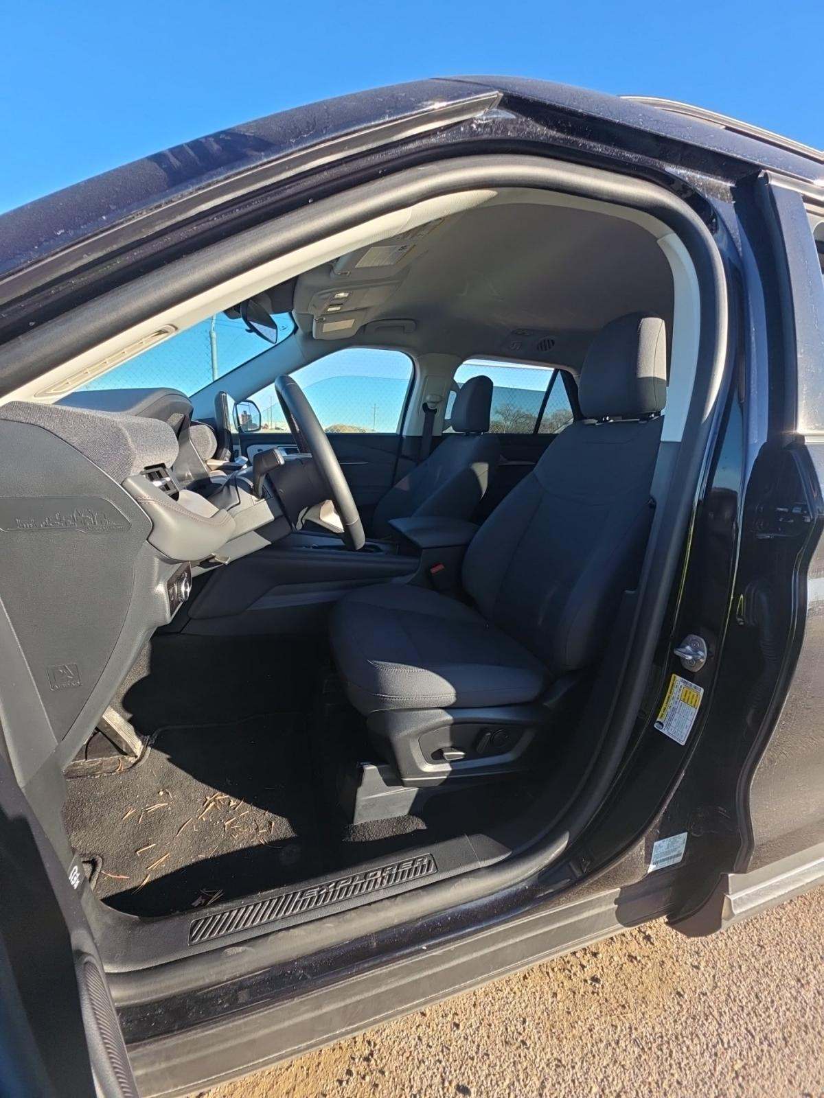 2025 Ford Explorer Active AWD