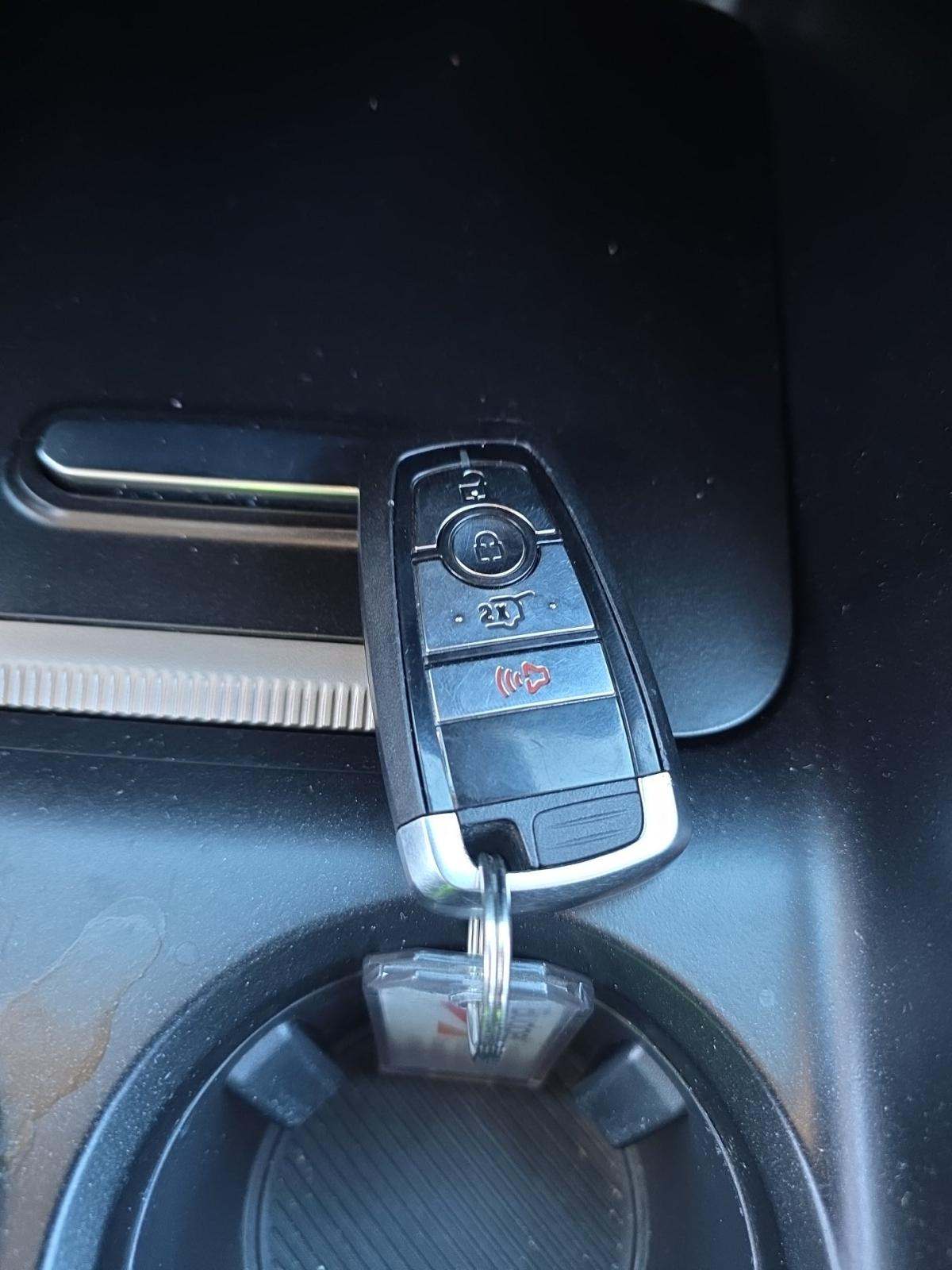 2025 Ford Explorer Active AWD