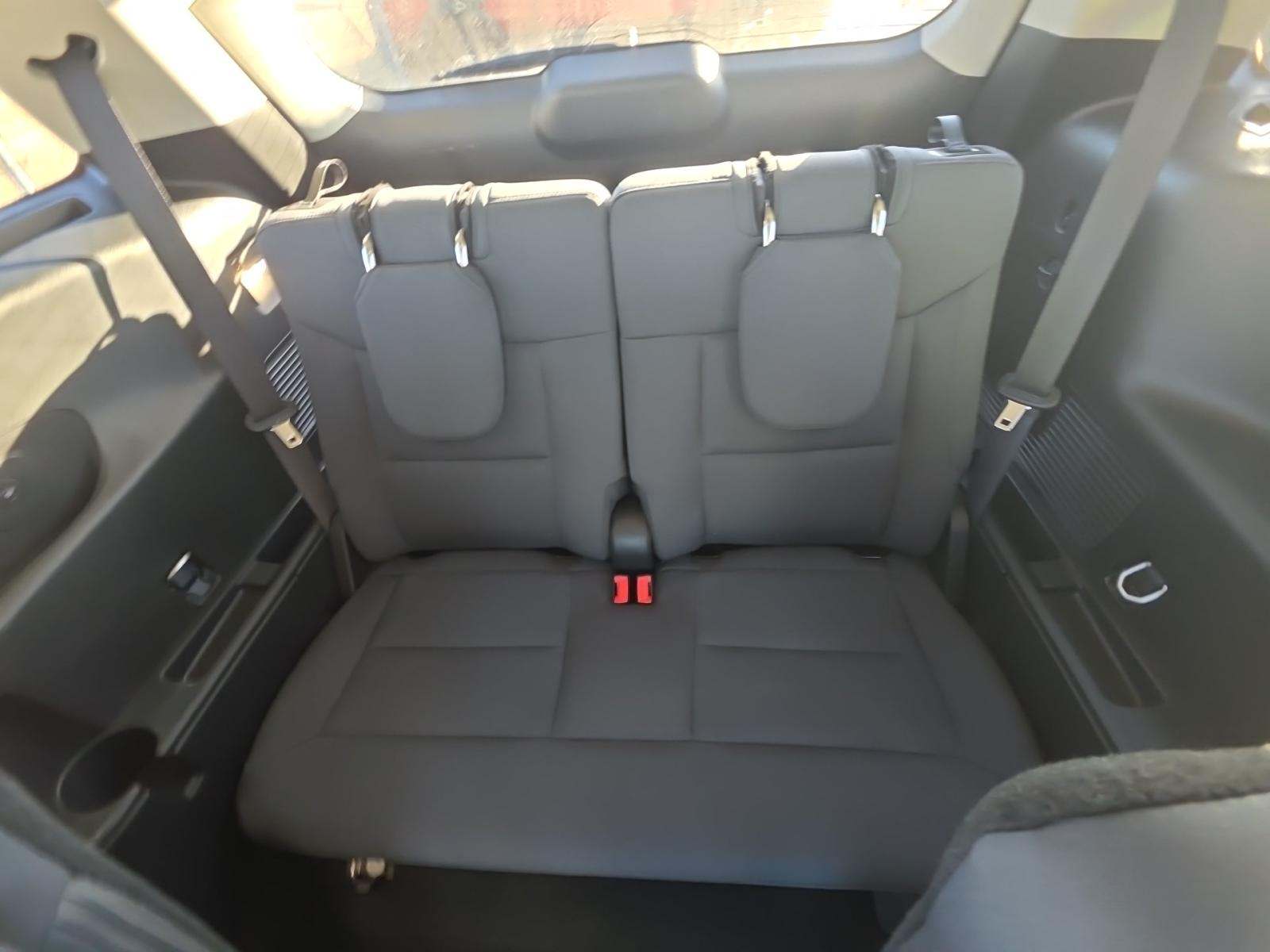 2025 Ford Explorer Active AWD