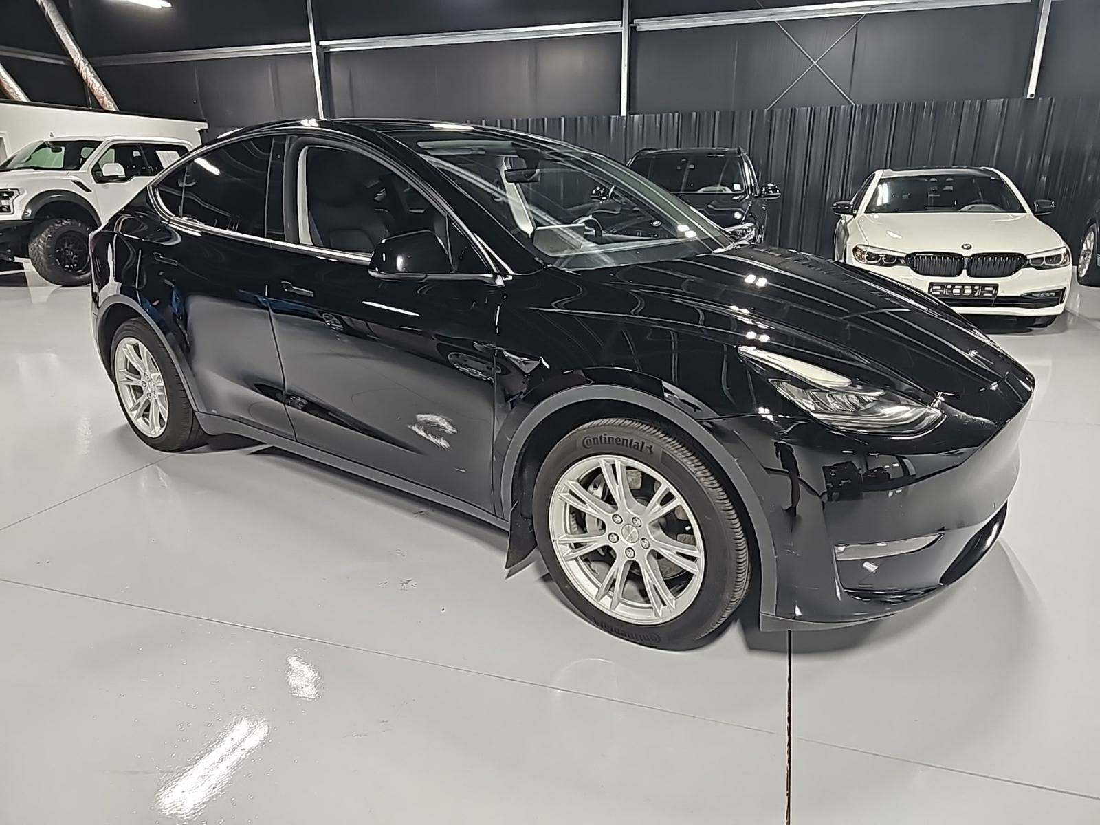 2022 Tesla Model Y Long Range AWD