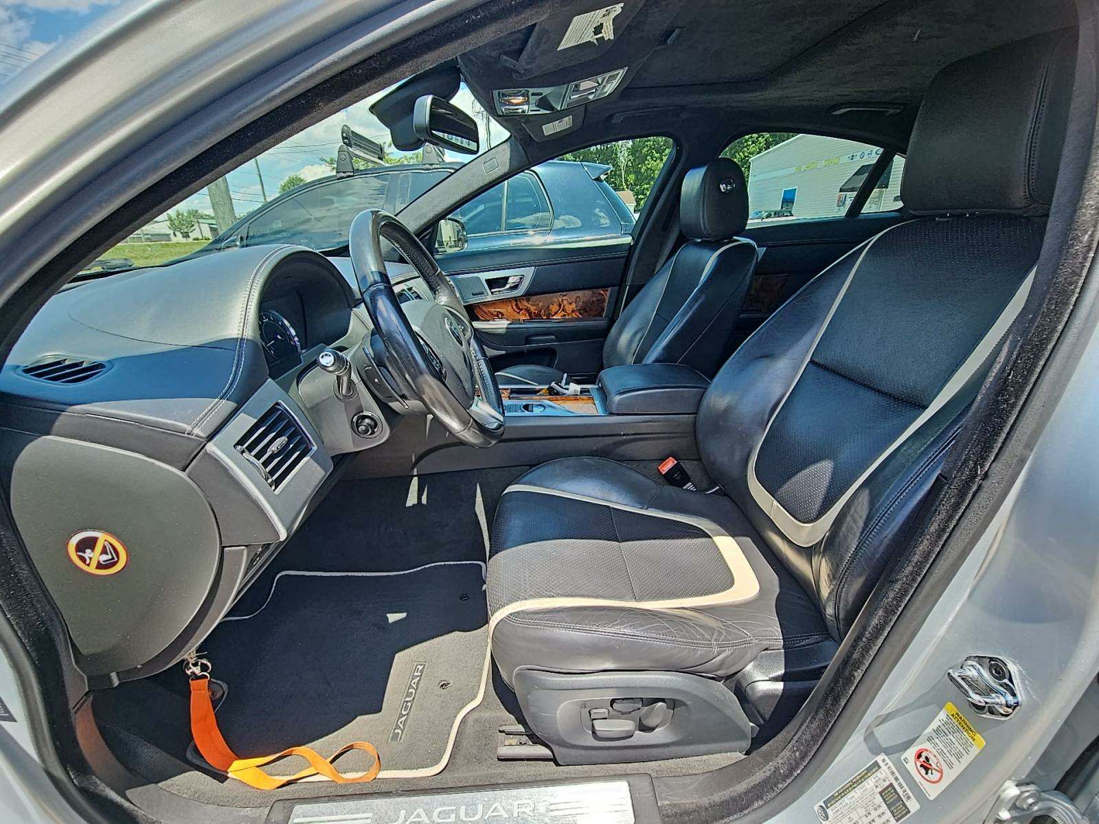 2015 Jaguar XF 3.0 Portfolio RWD