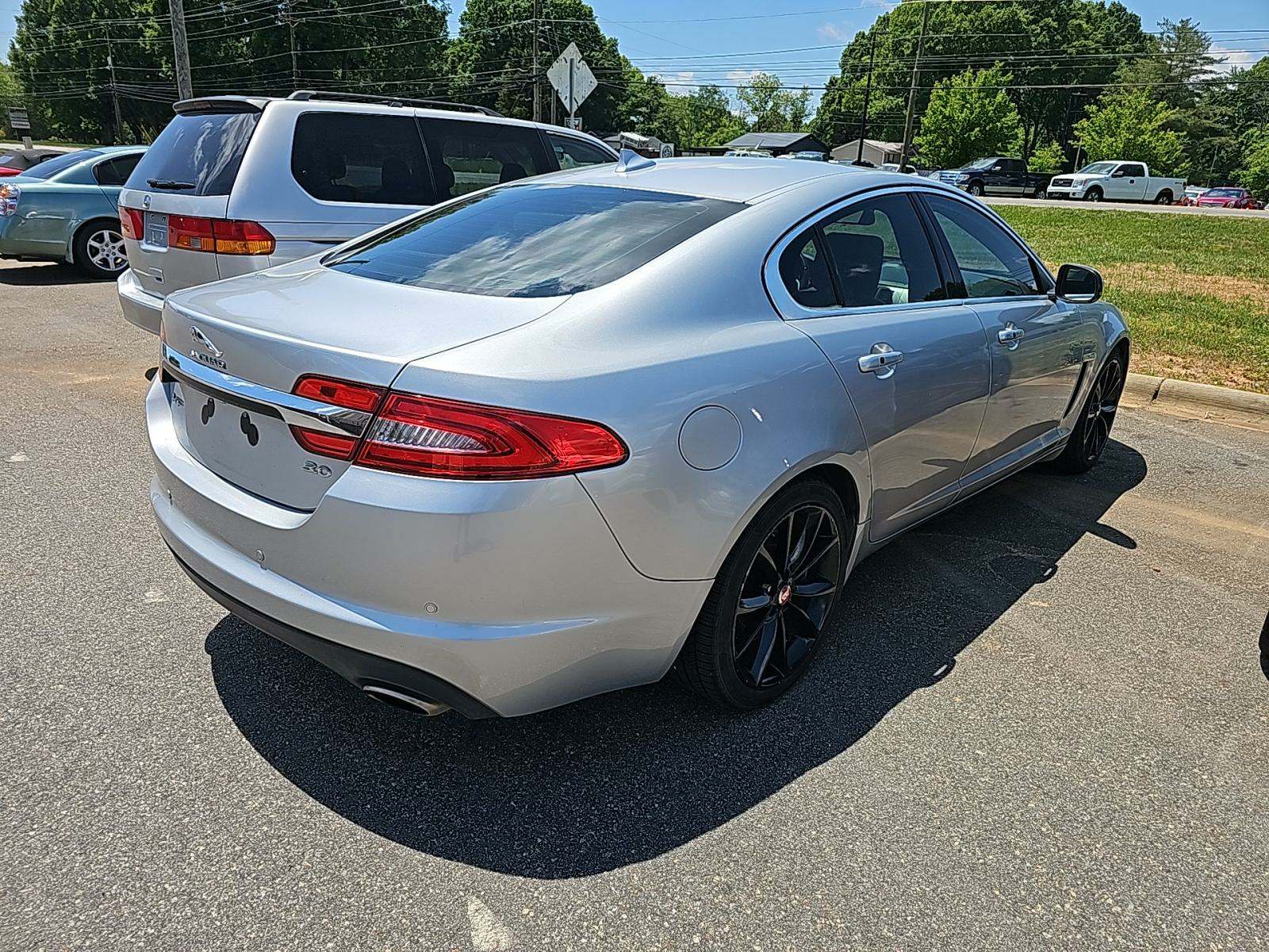 2015 Jaguar XF 3.0 Portfolio RWD