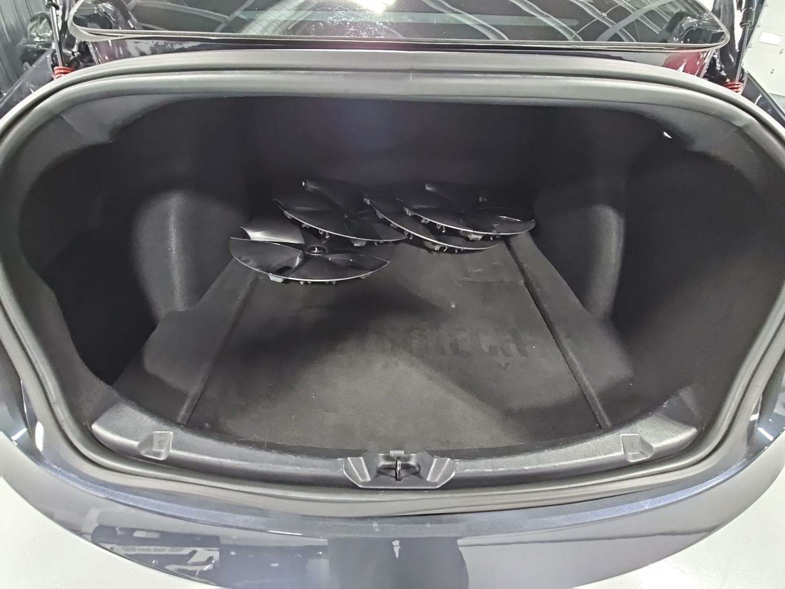 2019 Tesla Model 3 Mid Range RWD