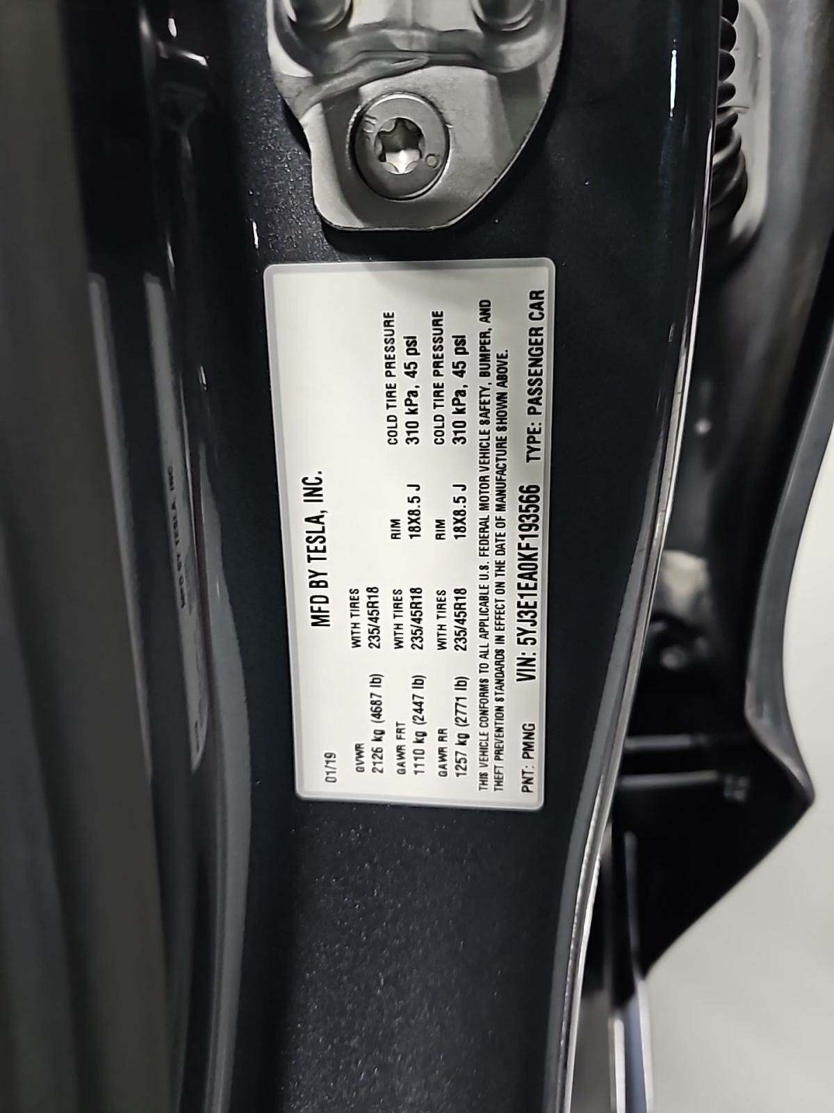 2019 Tesla Model 3 Mid Range RWD