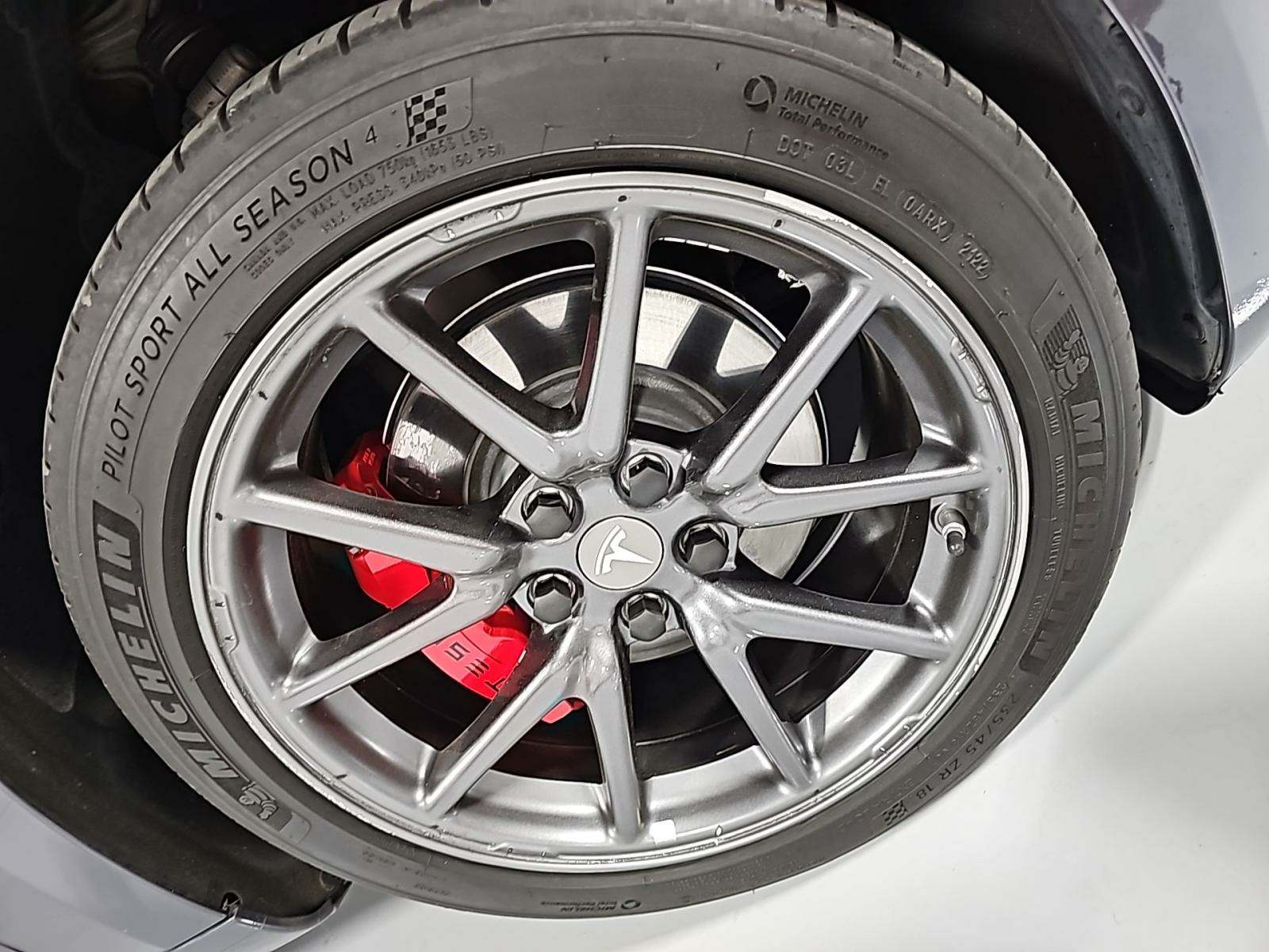 2019 Tesla Model 3 Mid Range RWD