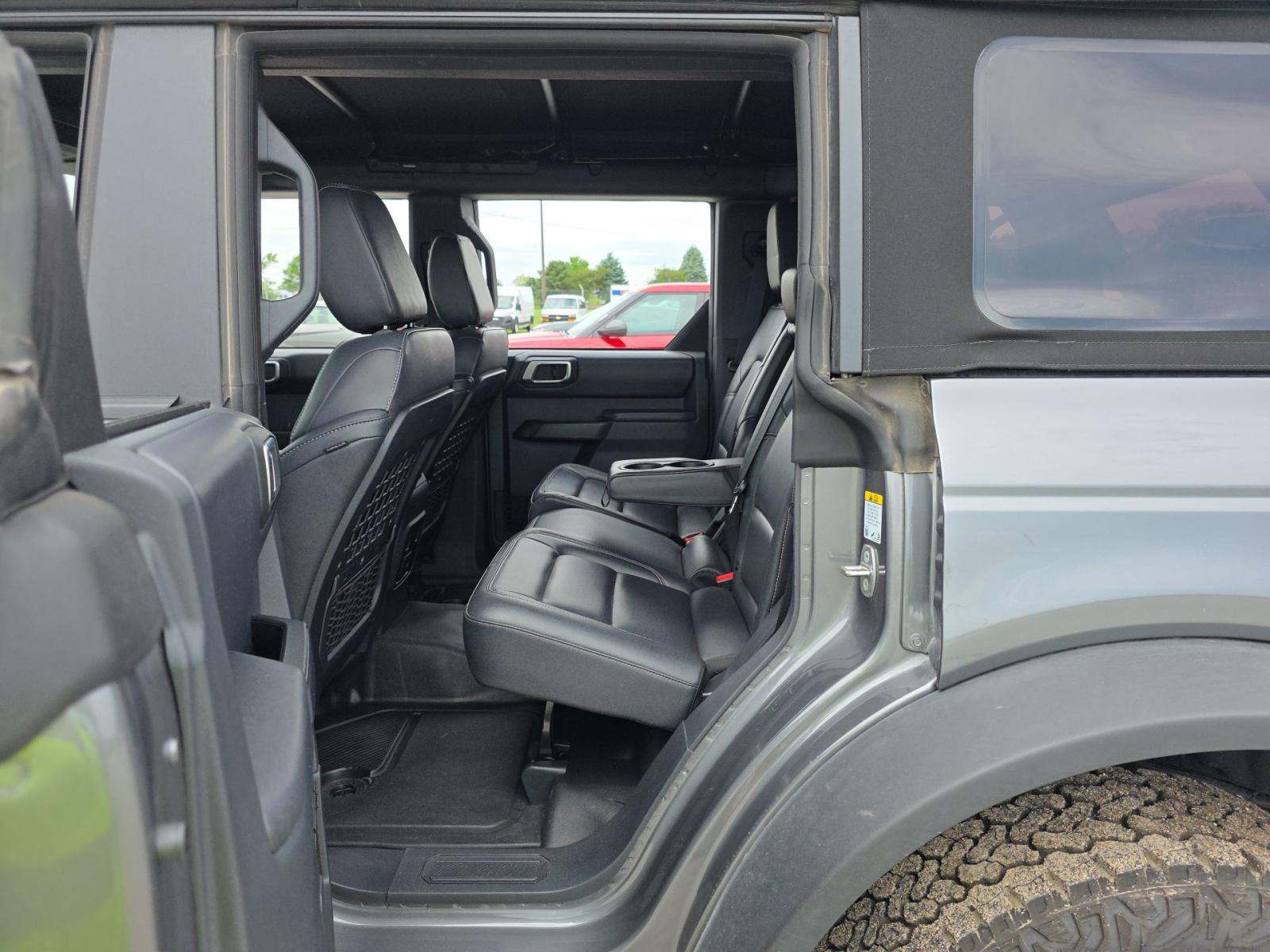 FORD BRONCO - 9