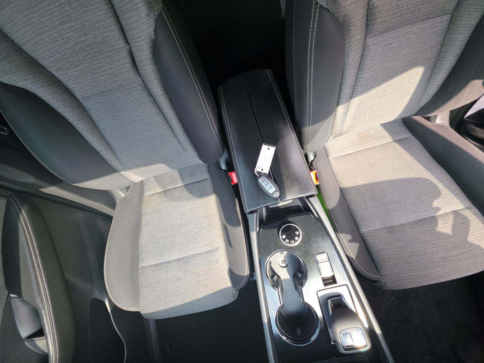 2022 Nissan Rogue SV AWD