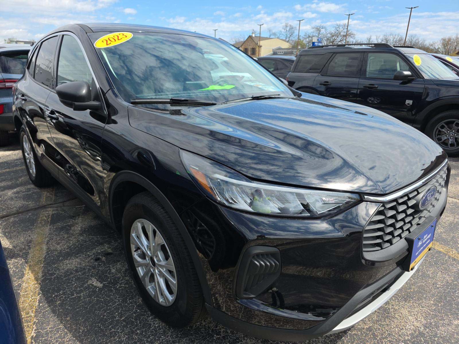 FORD ESCAPE - 4