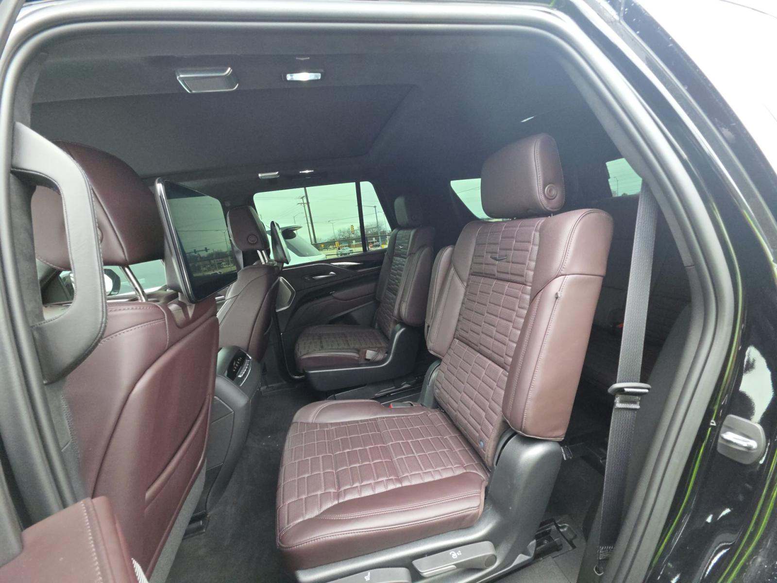 2023 Cadillac Escalade Sport Platinum AWD
