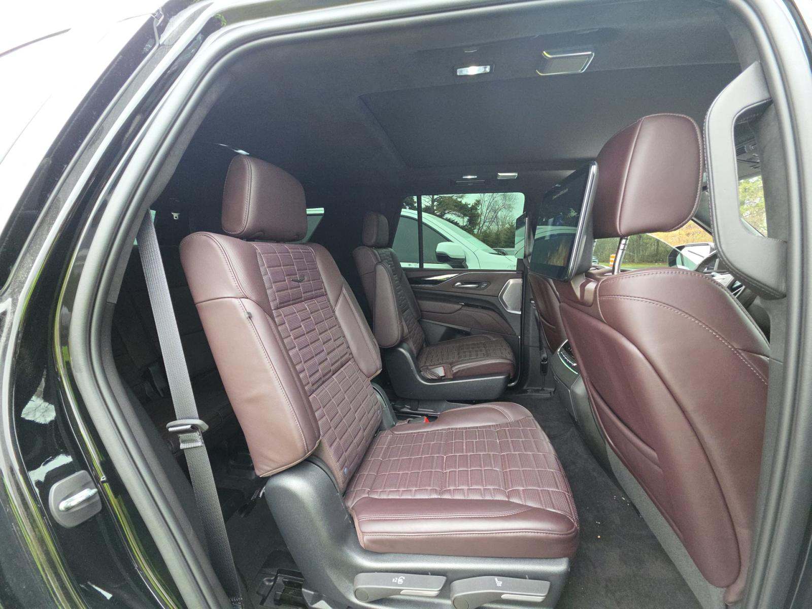 2023 Cadillac Escalade Sport Platinum AWD