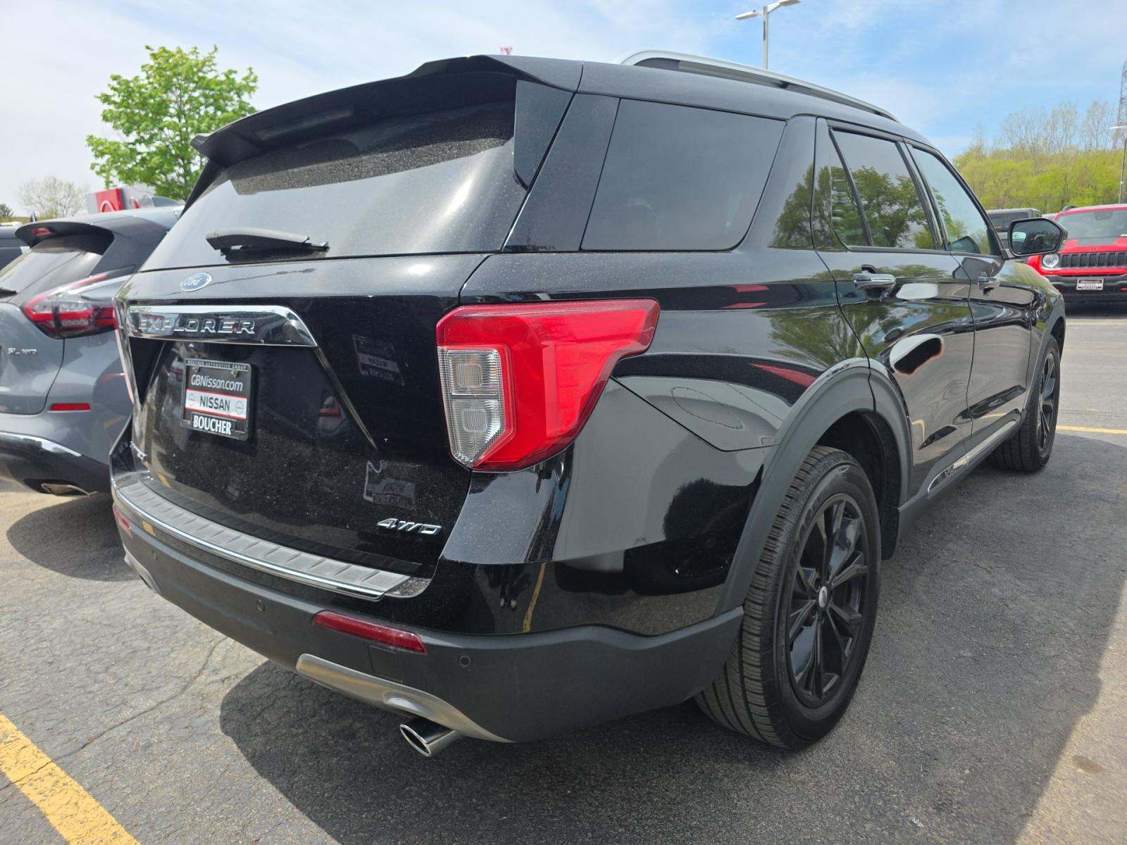 FORD EXPLORER - 3