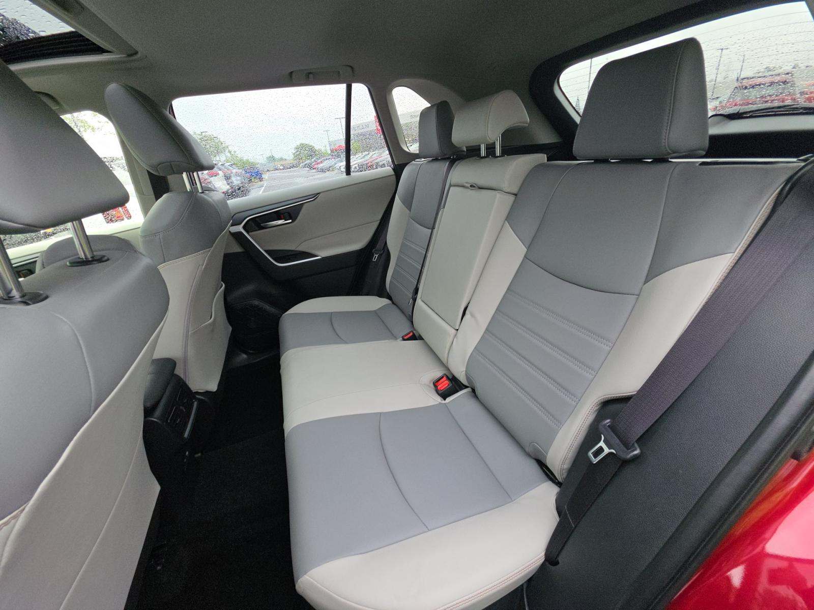 2025 Toyota RAV4 Hybrid XLE Premium AWD