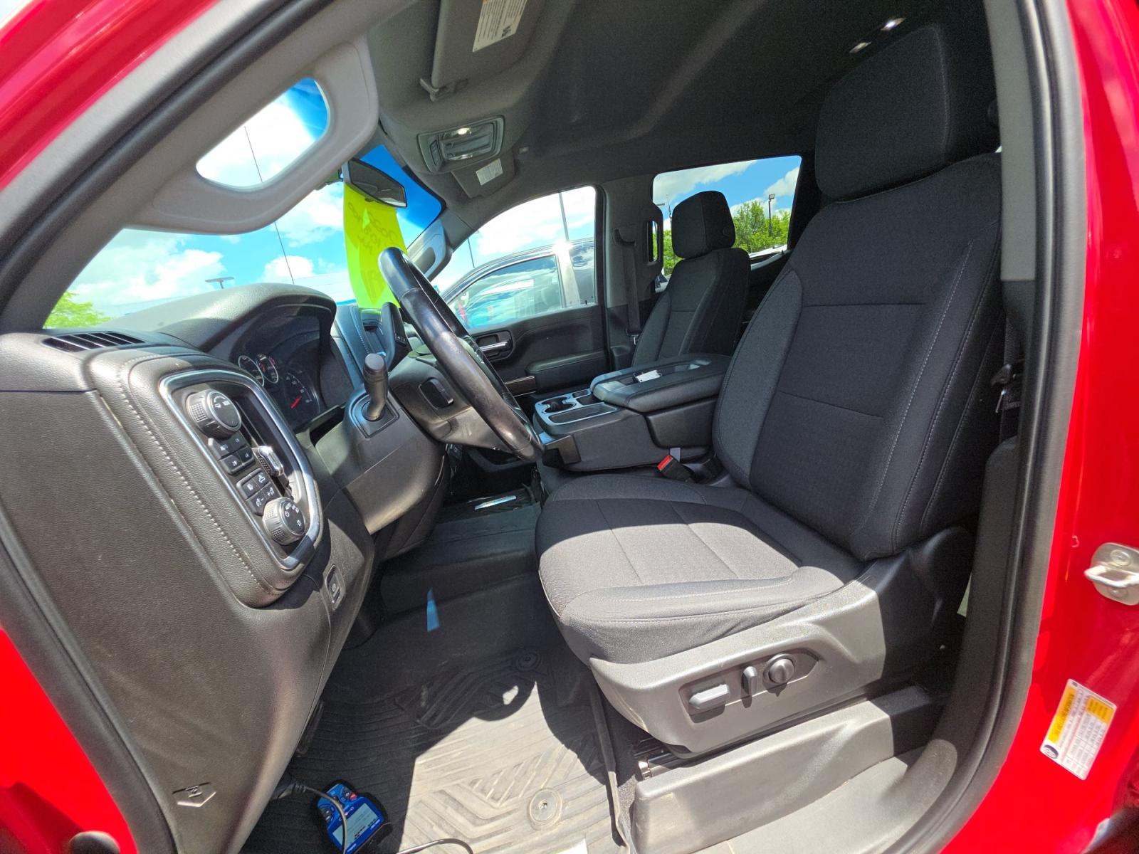 2022 Chevrolet Silverado 1500 RST AWD