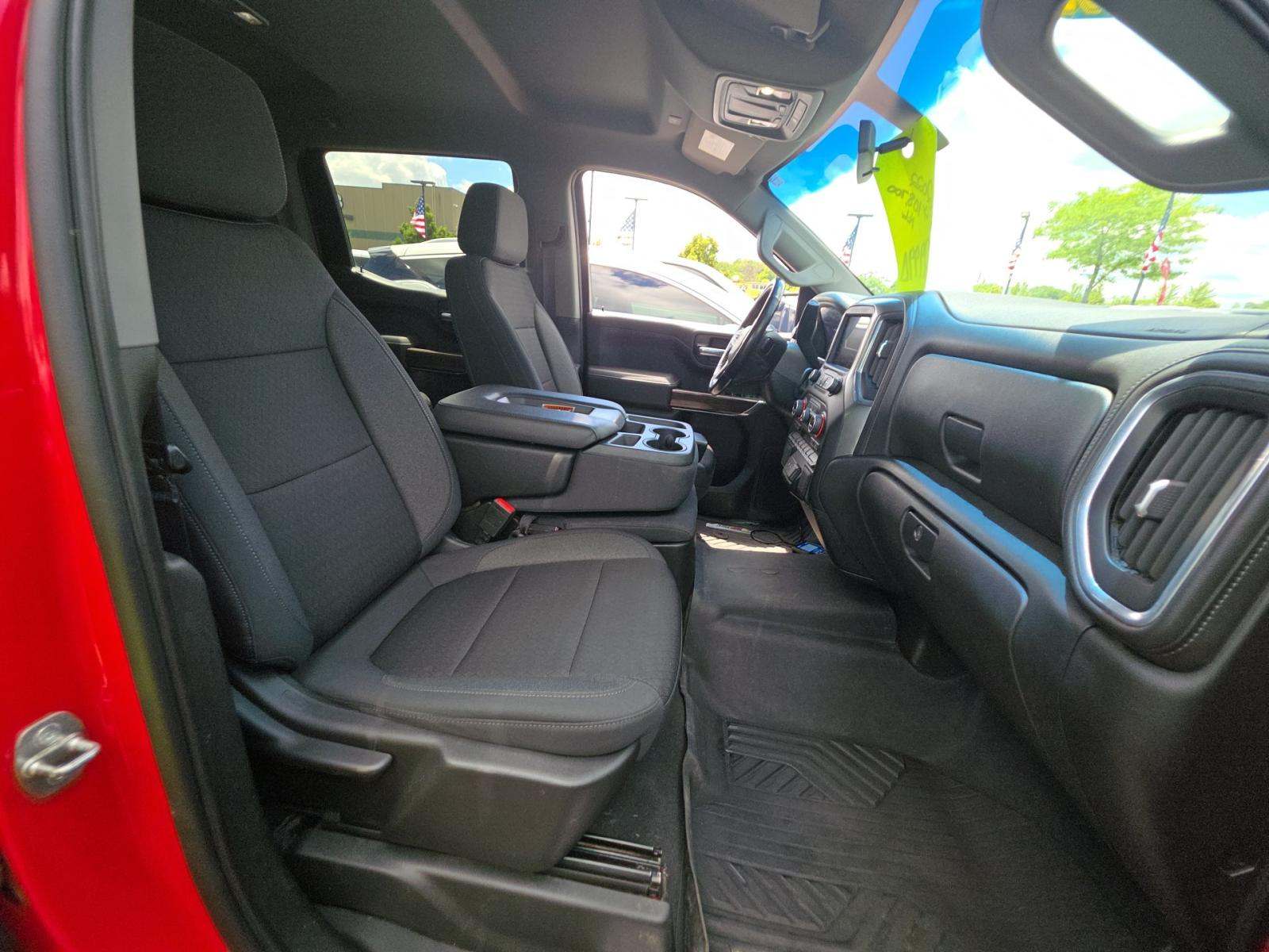 2022 Chevrolet Silverado 1500 RST AWD