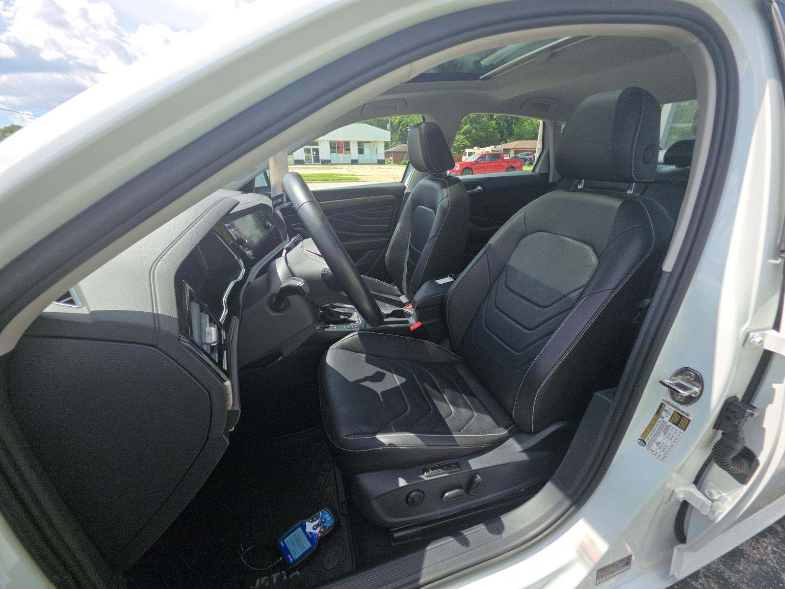 2024 Volkswagen Jetta 1.5T SEL FWD