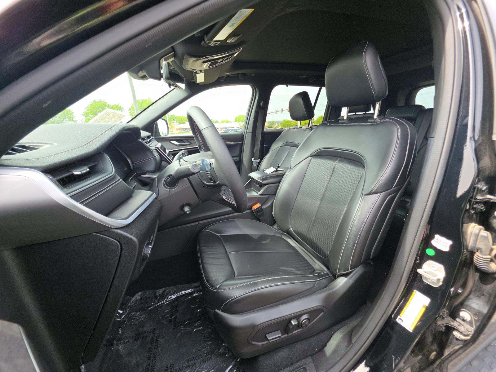 2024 Jeep Grand Cherokee Limited AWD