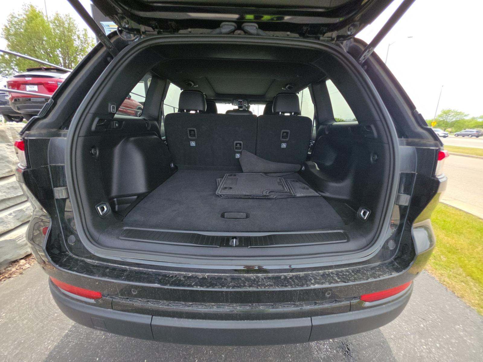 2024 Jeep Grand Cherokee Limited AWD