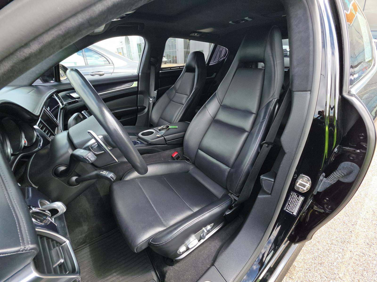 2015 Porsche Panamera 4S Executive AWD
