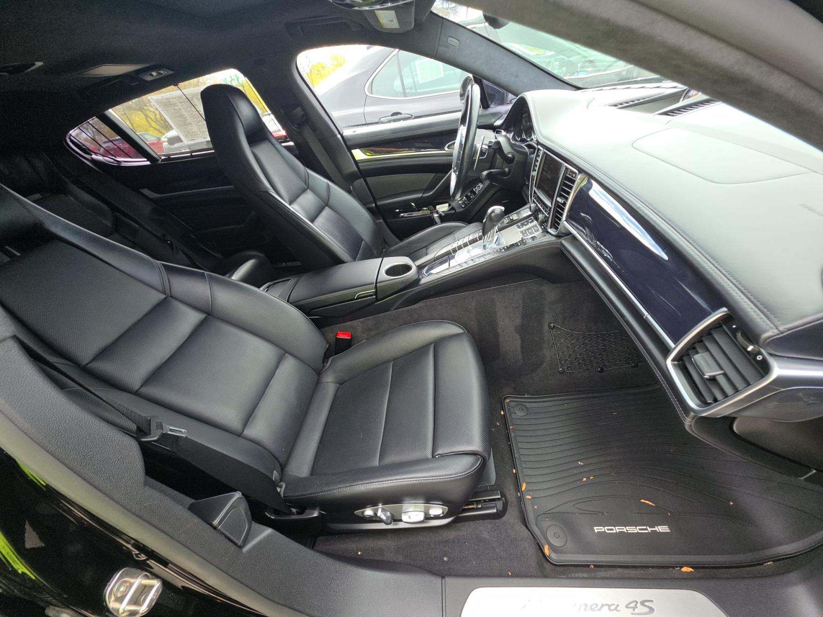 2015 Porsche Panamera 4S Executive AWD