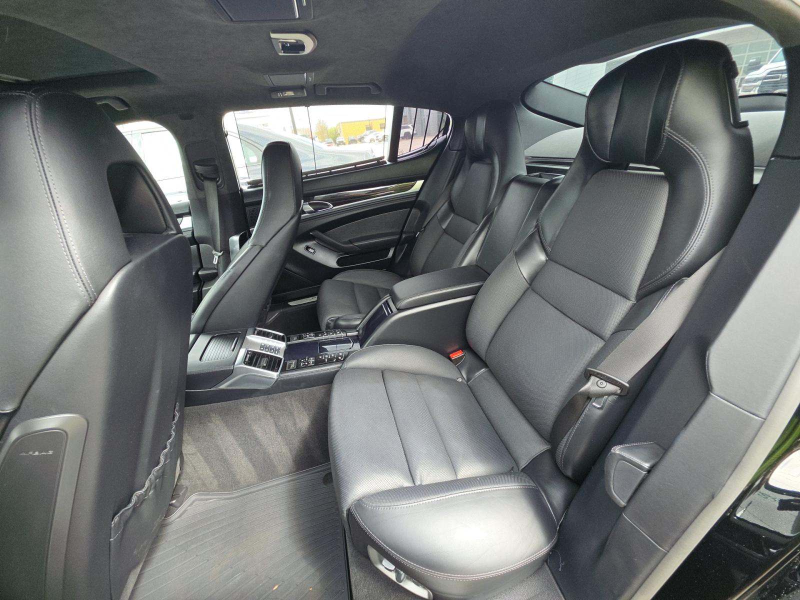 2015 Porsche Panamera 4S Executive AWD