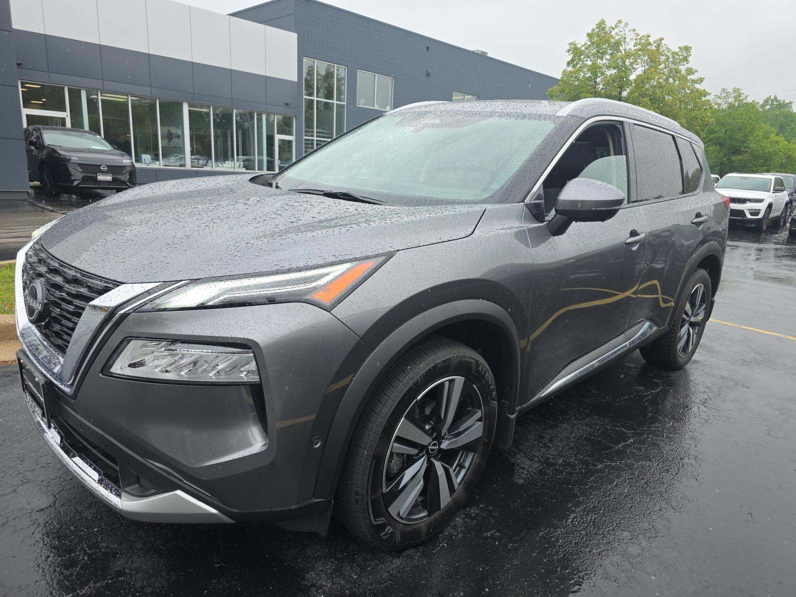 2023 Nissan Rogue Platinum FWD