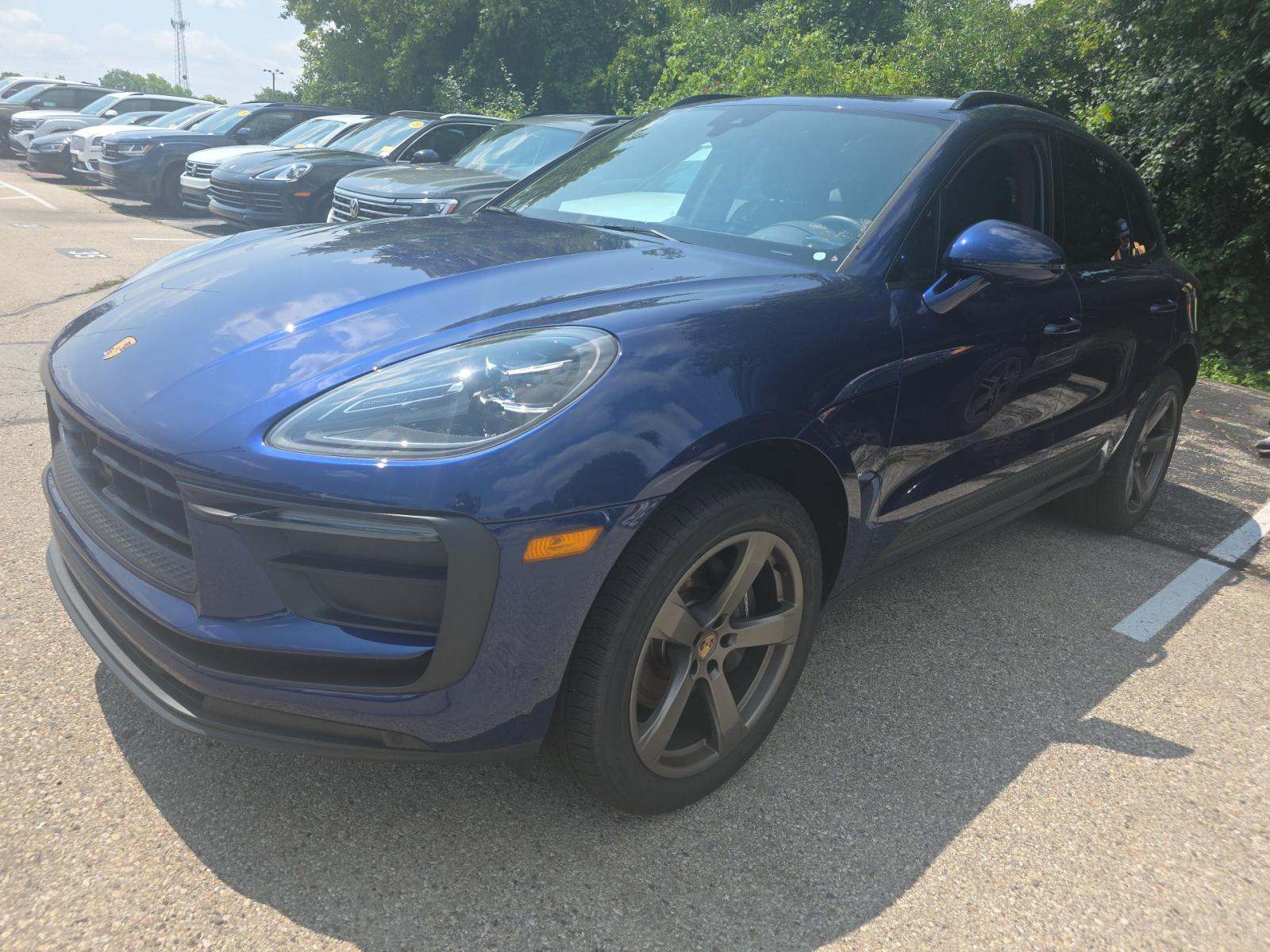2026 Porsche Macan Base AWD