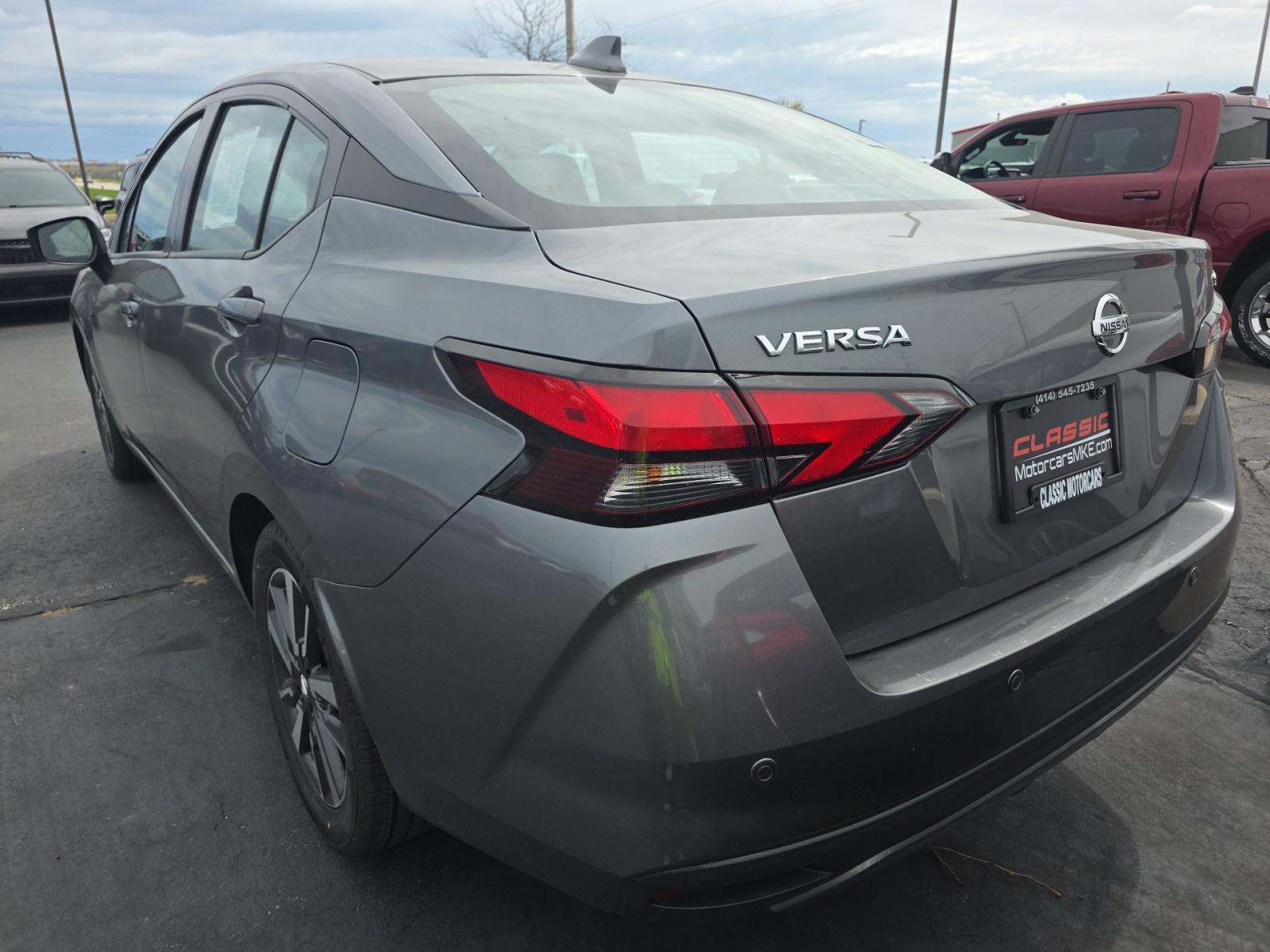 NISSAN VERSA - 2