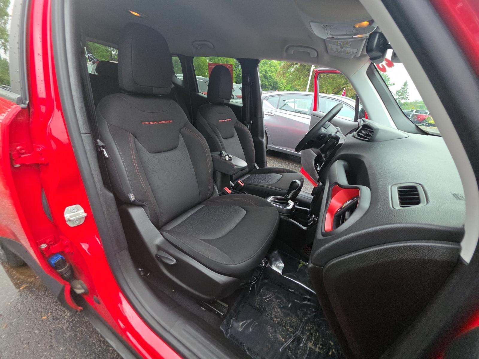 2023 Jeep Renegade Trailhawk AWD