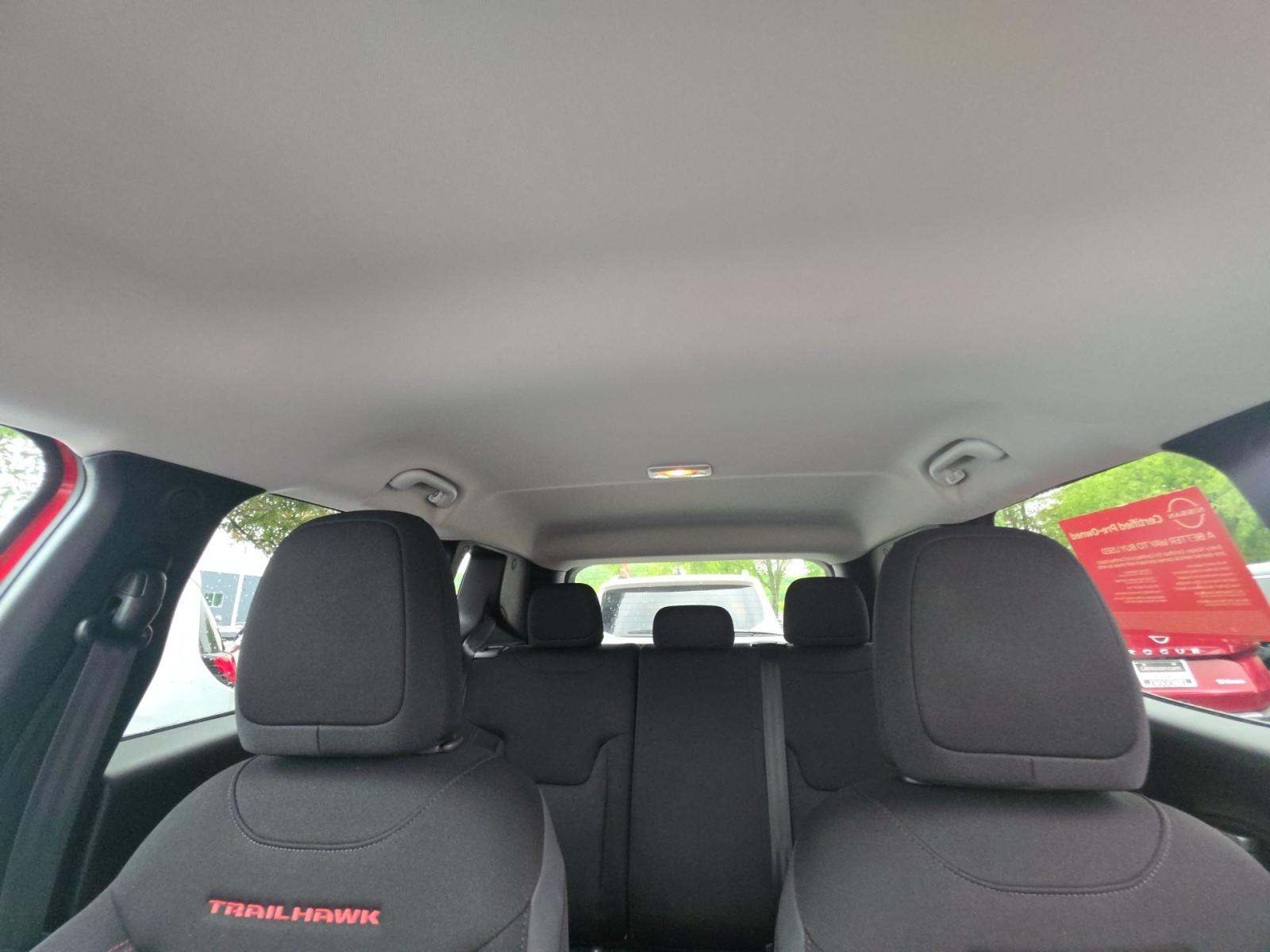 2023 Jeep Renegade Trailhawk AWD