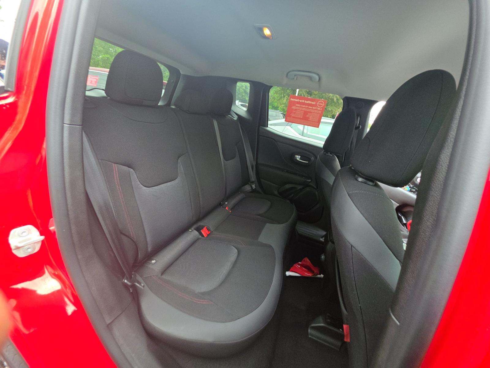 2023 Jeep Renegade Trailhawk AWD