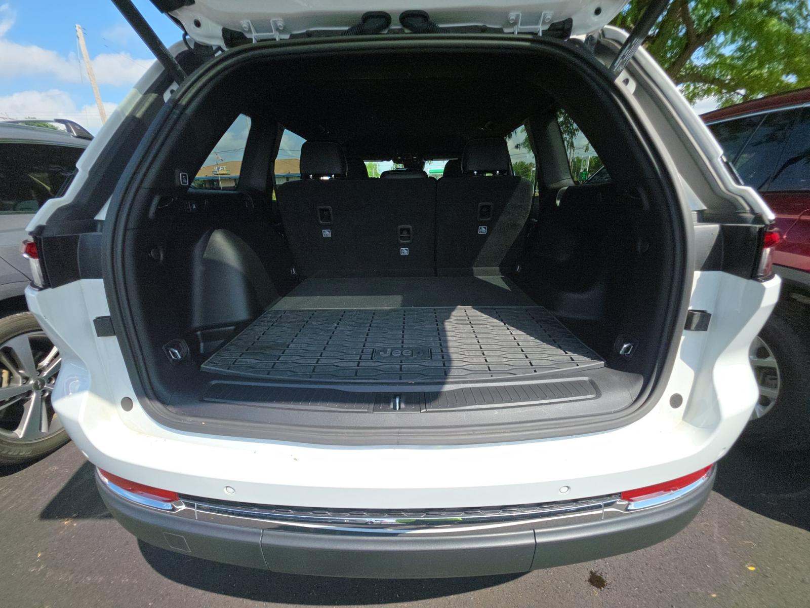 2024 Jeep Grand Cherokee Limited AWD