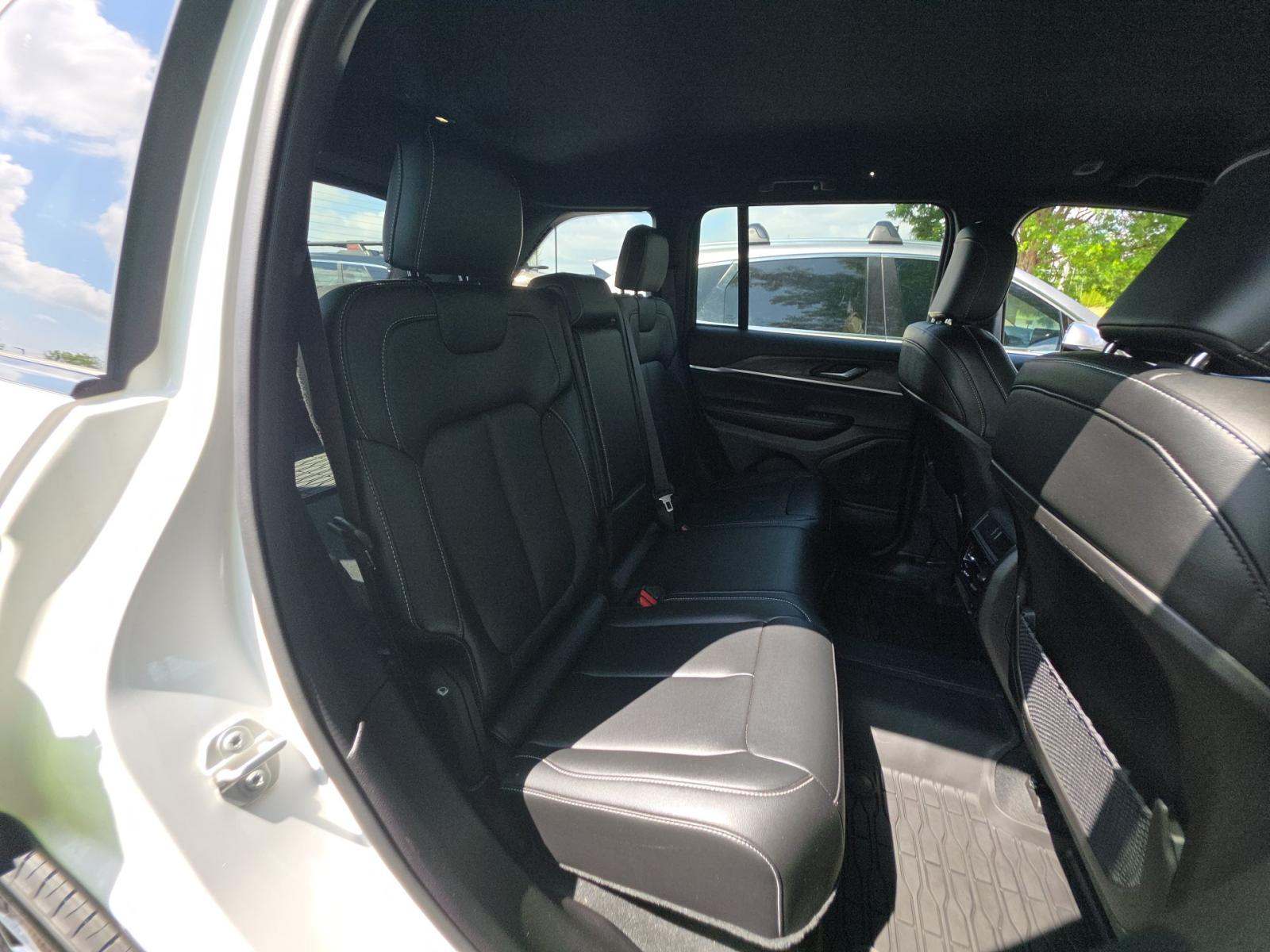 2024 Jeep Grand Cherokee Limited AWD