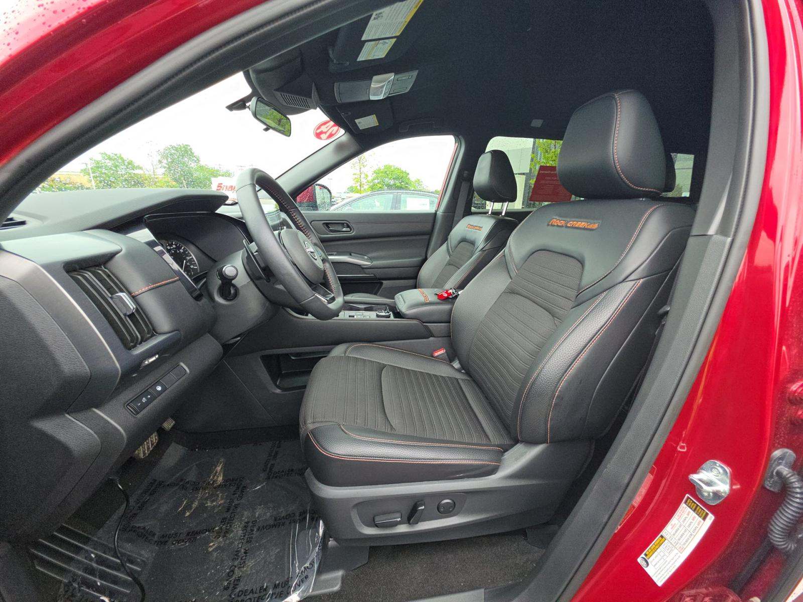 2024 Nissan Pathfinder Rock Creek AWD