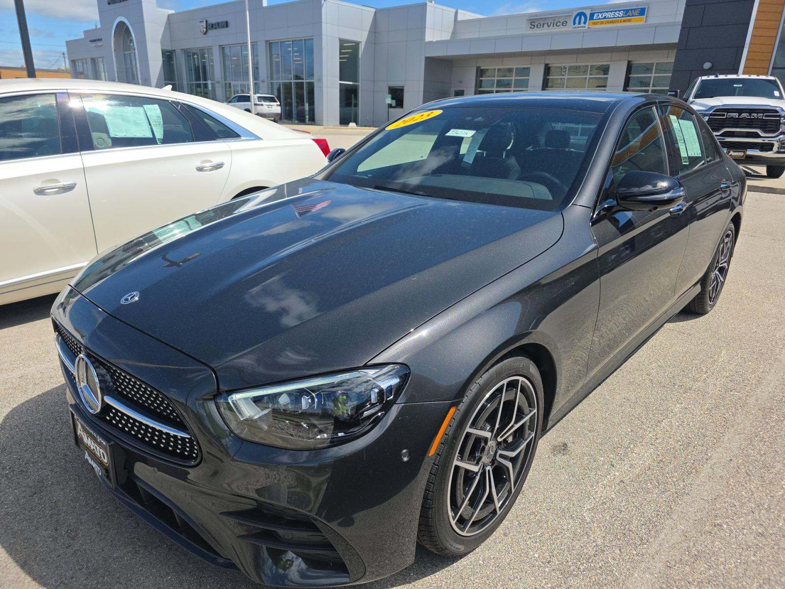 MERCEDES-BENZ E-CLASS - 1