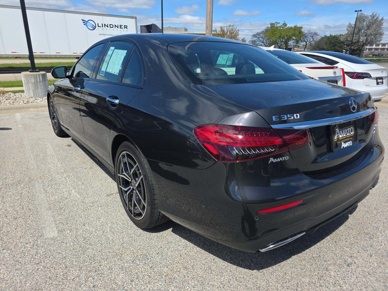 MERCEDES-BENZ E-CLASS - 2