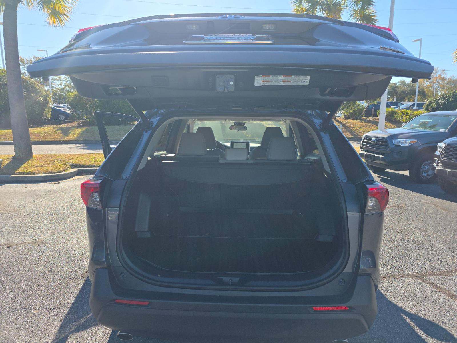 2024 Toyota RAV4 XLE Premium FWD