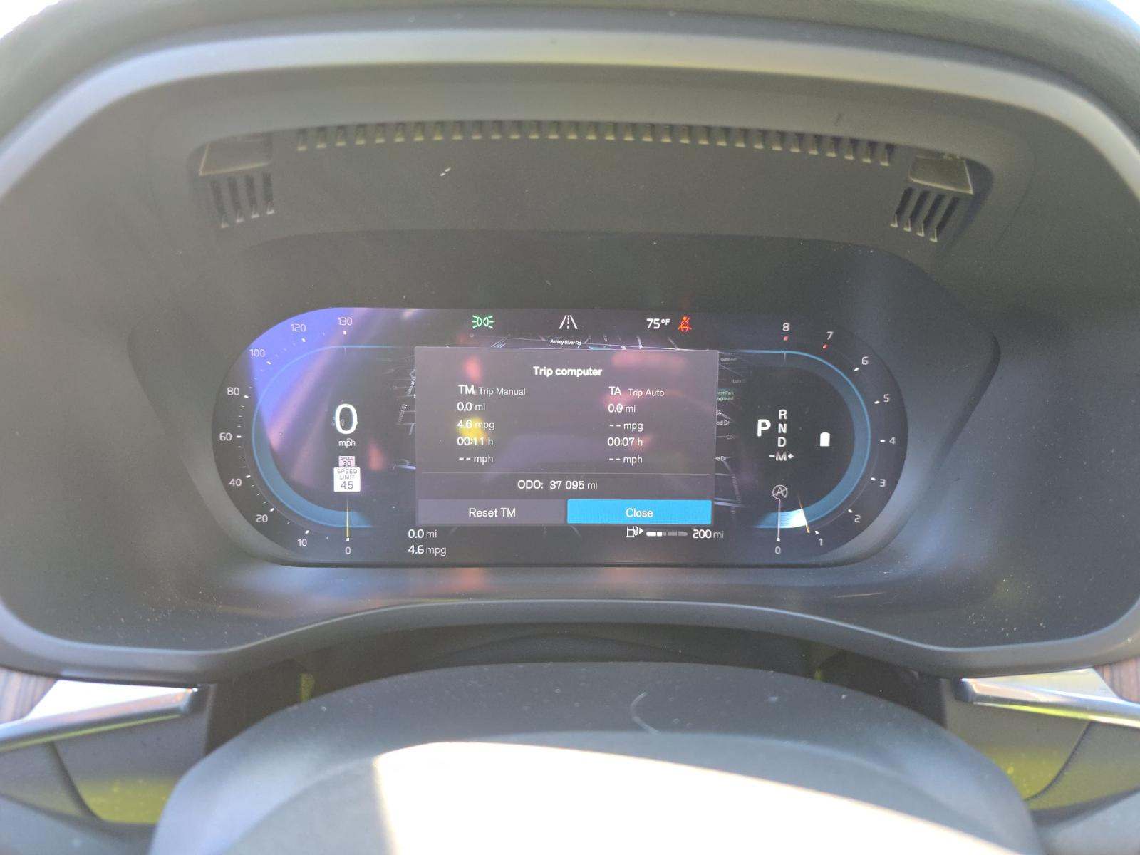 2023 Volvo XC60 B5 Plus FWD