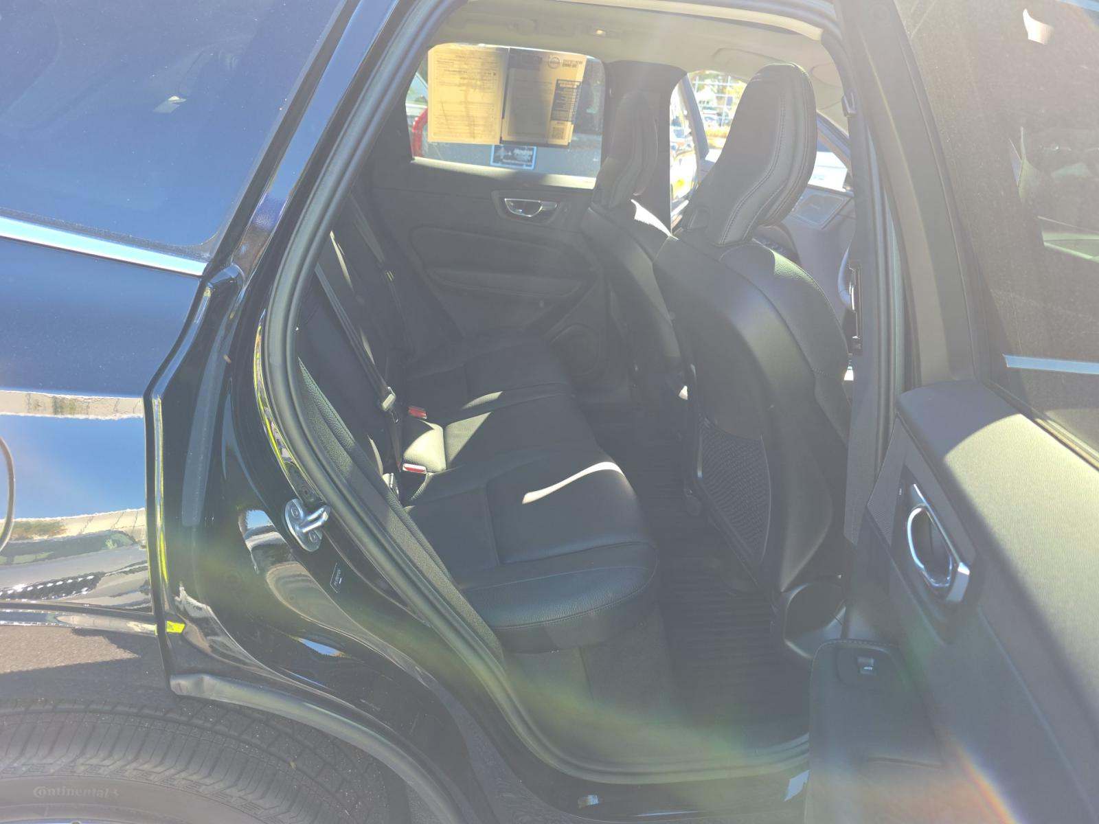 2023 Volvo XC60 B5 Plus FWD