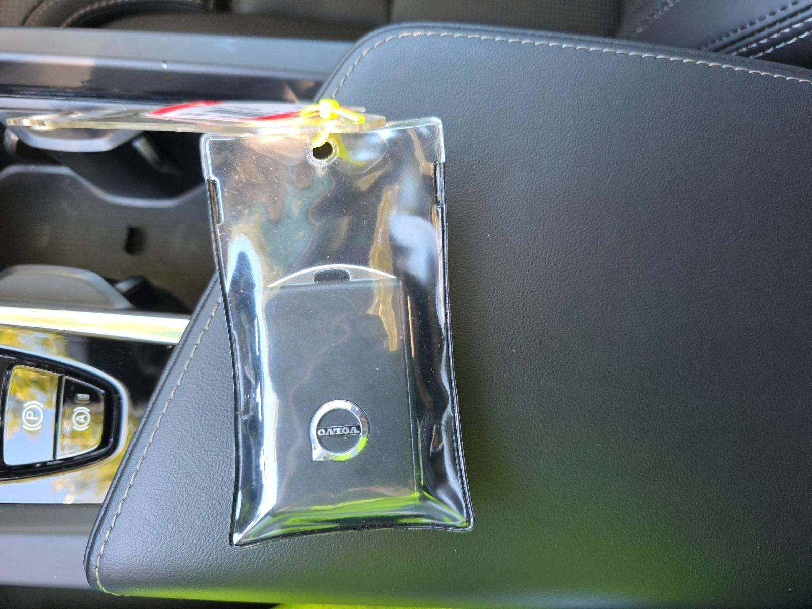 2022 Volvo XC60 B6 Inscription AWD