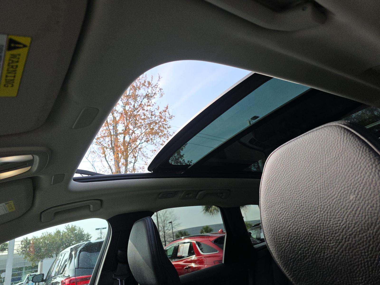 2023 Volvo XC60 B5 Plus FWD