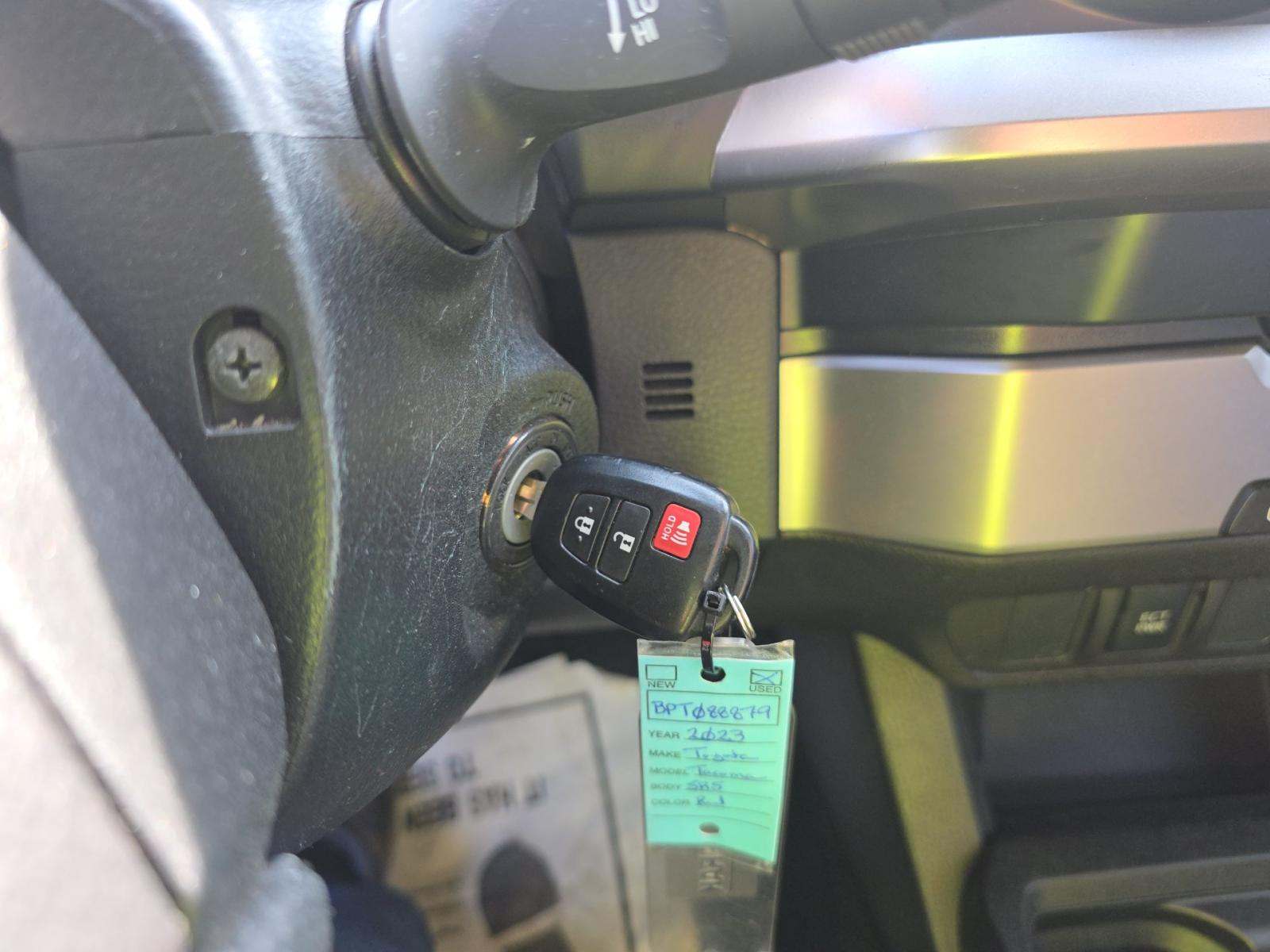 2023 Toyota Tacoma SR5 RWD