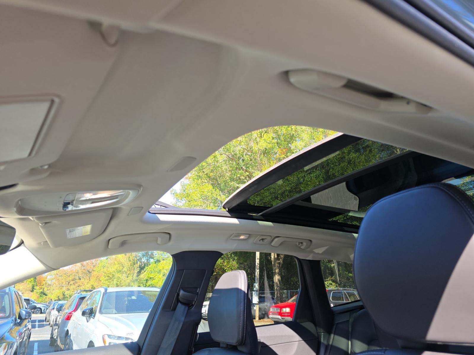 2022 Volvo XC60 B5 Inscription AWD