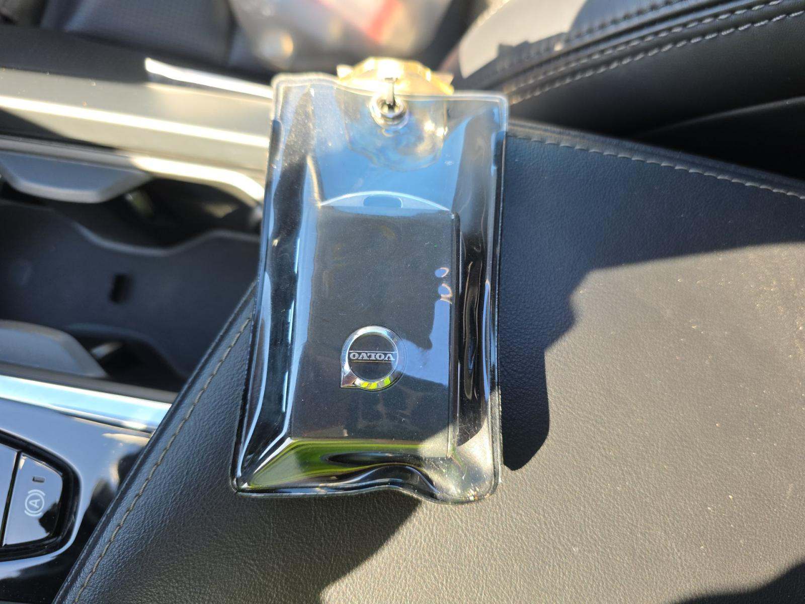 2022 Volvo XC60 B5 Inscription AWD